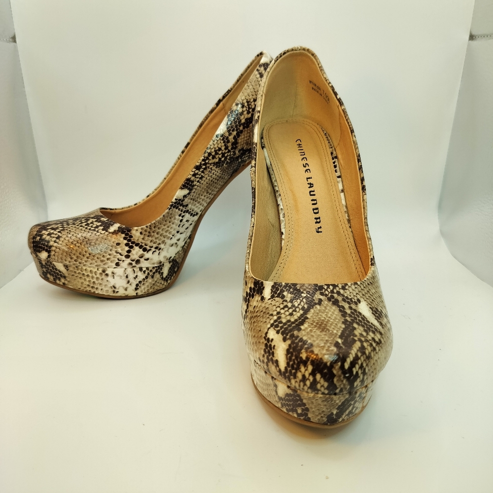 Chinese Laundry Wonder Python Platform Pumps Stil… - image 1
